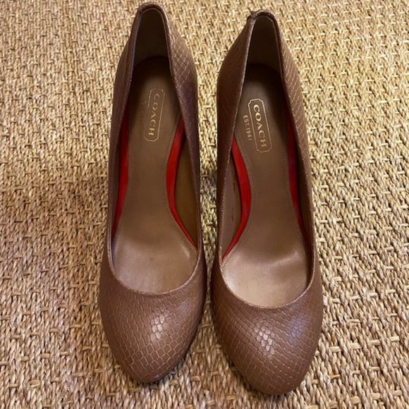 Coach Snake Print Heels in Cognac size 6.5 - Picture 5 of 8